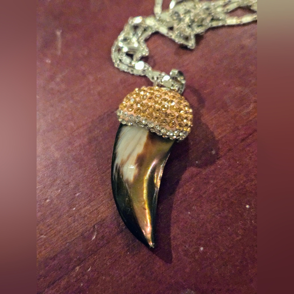 Vintage MOP Tusk Pendant Necklace
